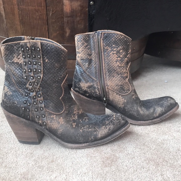 Liberty black boot - Picture 2 of 8